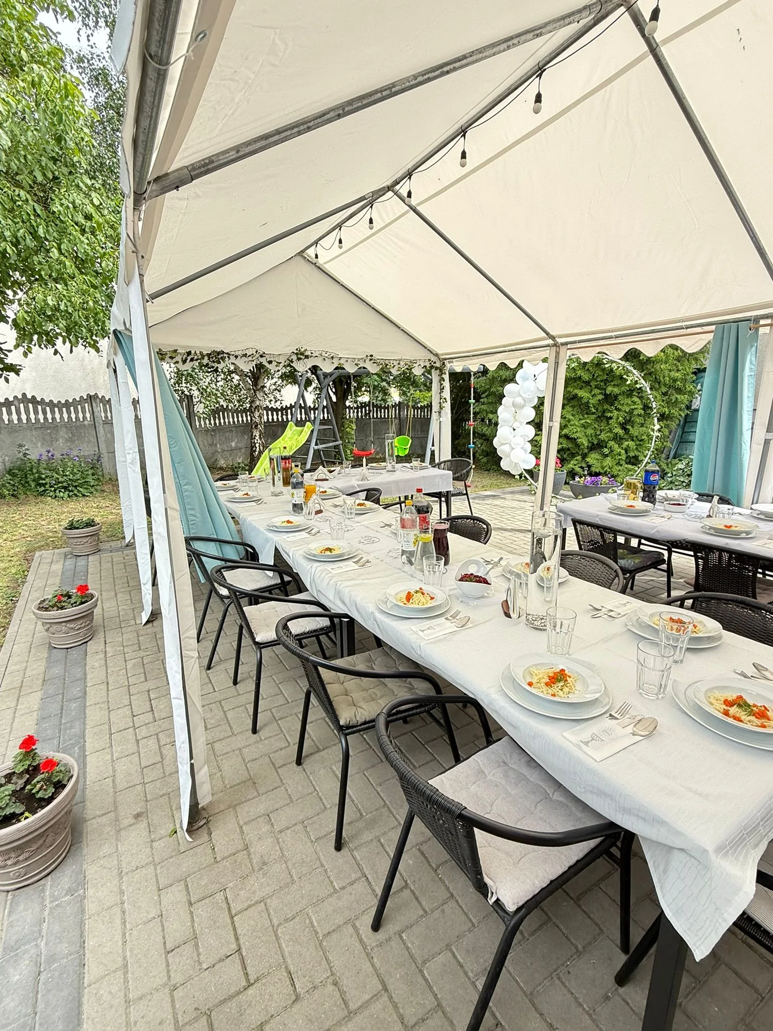 Staromiejska Pizzeria-Restauracja Pyrzyce — ogród i taras